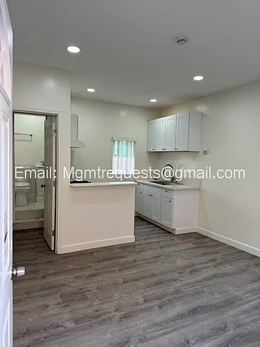 216 W Santa Fe Ave #5 Photo 1