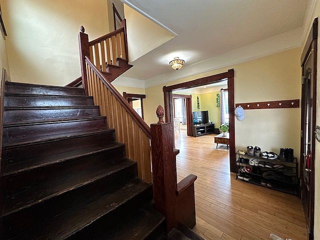 1st image of 4704 N Lacey St #3