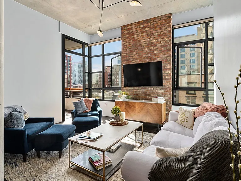 1050 Island Ave #415 — Photo 9