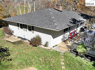 296 Sumpter Cabin Creek Rd, Blowing Rock, NC 28605
