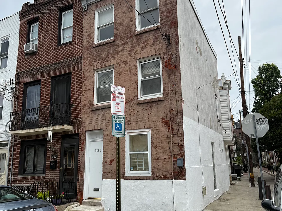 531 Carpenter St