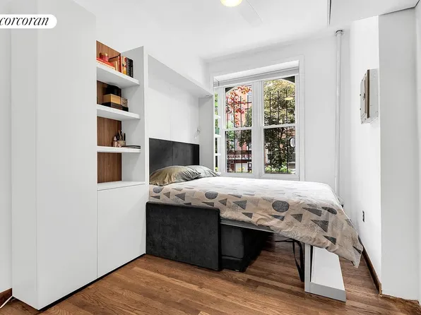198 E 7th St APT 1, New York, NY 10009
