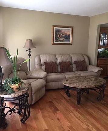 2nd image of 10015 Grant Meadow Ln