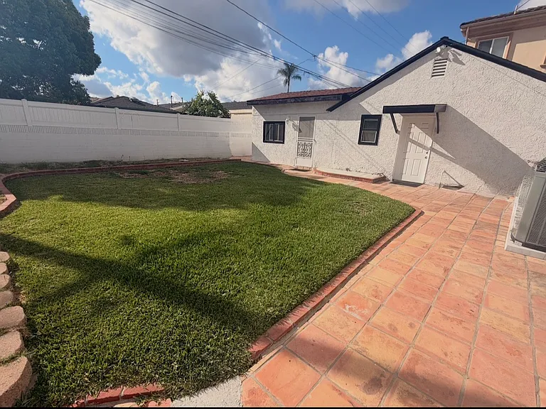 Shellyfield Rd — Photo 1