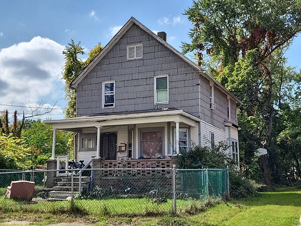 2nd image of 3829 Ann Ave