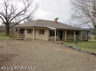 611 Hereford Rd, Laurel Fork, VA 24352