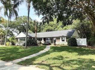 7327 Westmoreland Dr, Sarasota, FL 34243