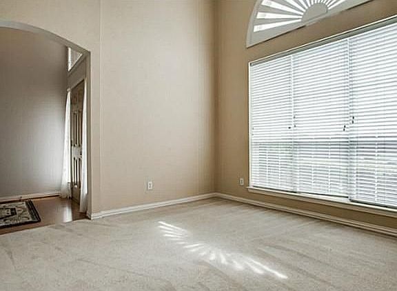 5th image of 3801 Wellington Dr