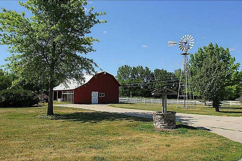 5786 White Oak Rd, Martelle, IA 52305 Zillow