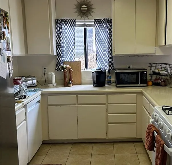608 Olive Ave #608 — Photo 5