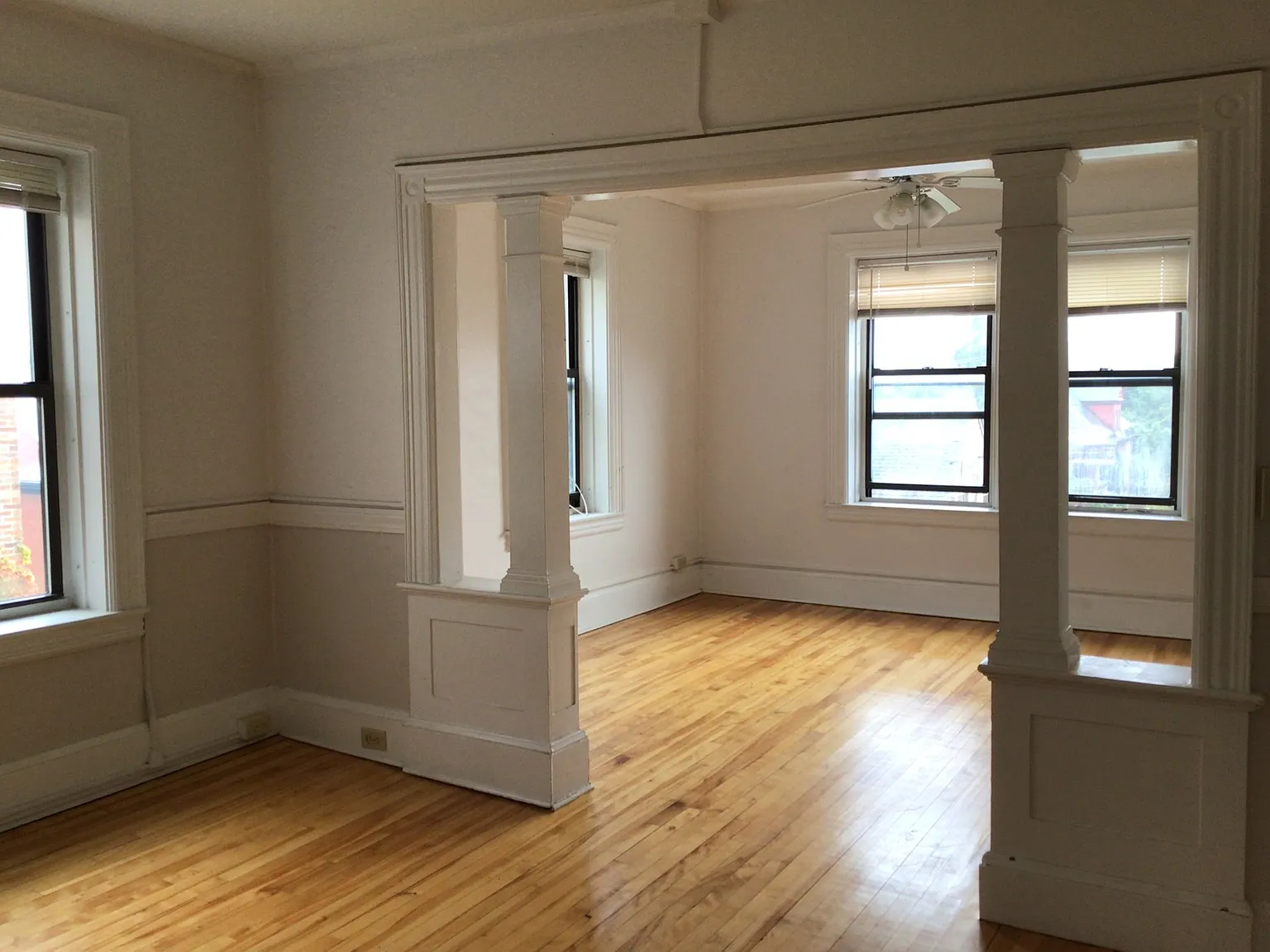 3 bed, $2,685 — Photo 2