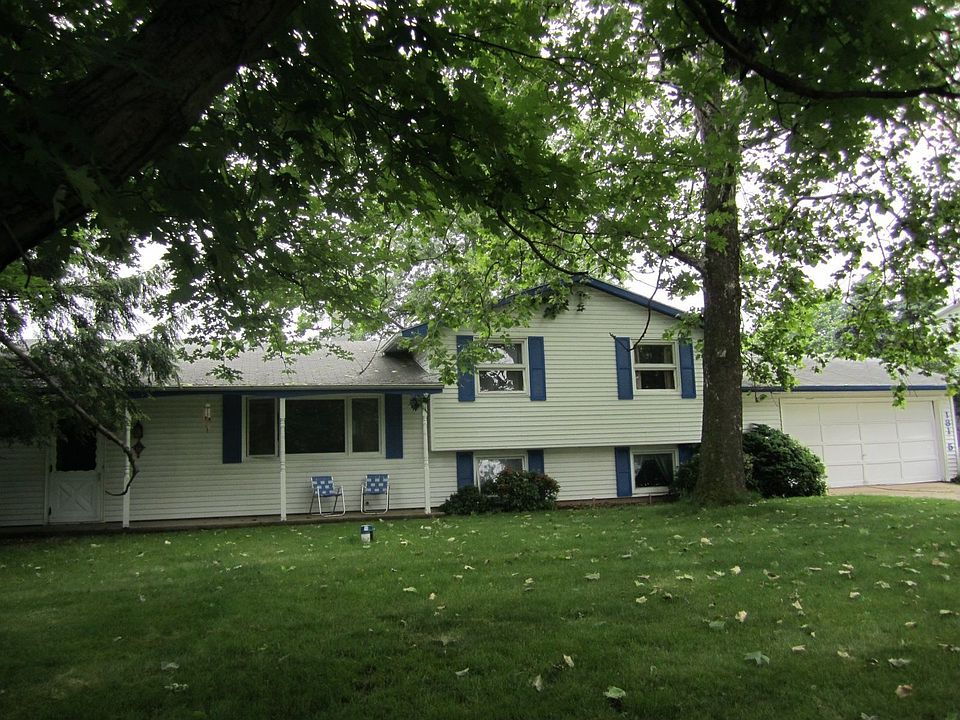 1st image of 18135 Heatherfield Dr
