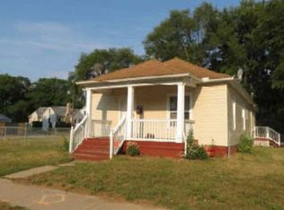 5036 S Wayne Rd, Wayne, MI 48184