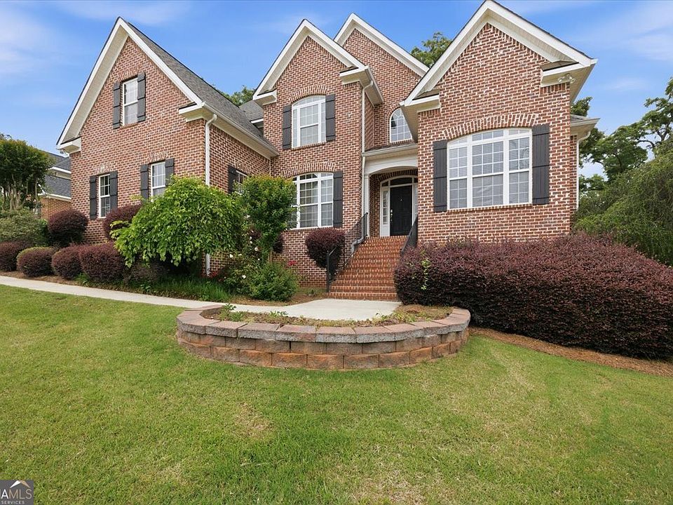 1st image of 134 Broadleaf Dr