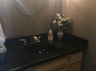 983 Harmony Ln, South Charleston, WV 25303