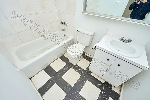 Rented by Genik Group Corp | media 11