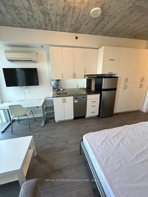 Studio, $1,450 — Photo 4
