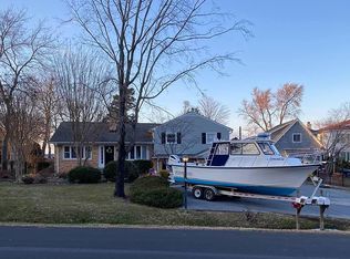 1114 River Bay Rd, Annapolis, MD 21409