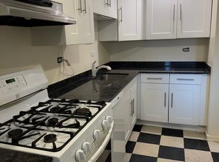4720 N Dover St #1, Chicago, IL 60640
