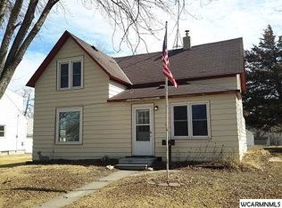 505 9th St S, Olivia, MN 56277