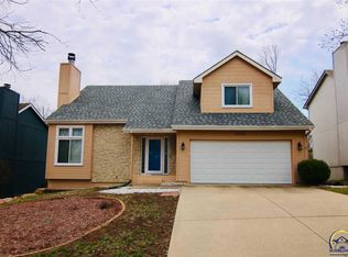 3753 SW Wood Valley Dr, Topeka, KS 66610