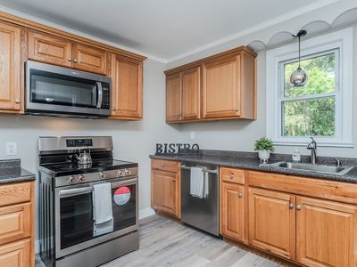 2045 Calkins Rd, Palmer, MA, 01069