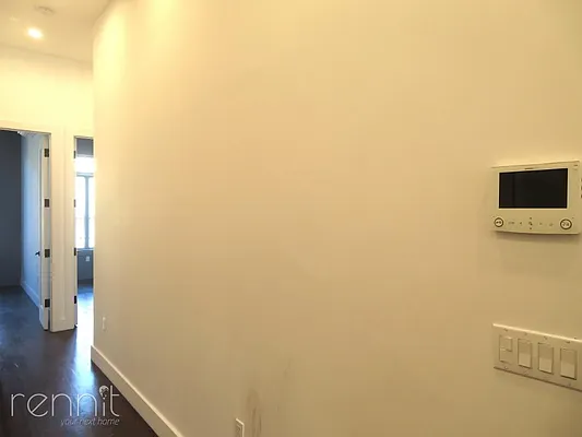 Rented by Rennit Inc. | media 26