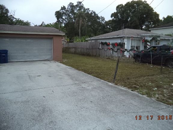 3rd image of 1206 E Holland Ave