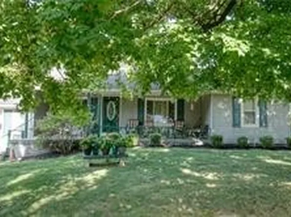 1215 N 13th St, Cambridge, OH 43725