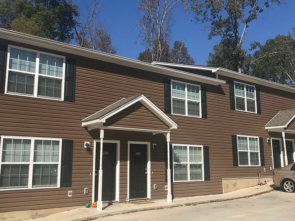 1st image of 2801 Greenwood Dr NW #301