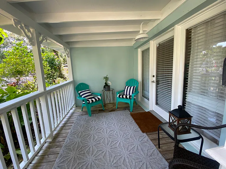 720 Lantana Ln #F — Photo 12