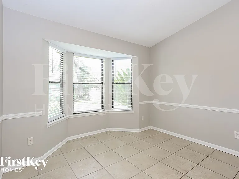 1645 E Ponderosa Pine Dr — Photo 5