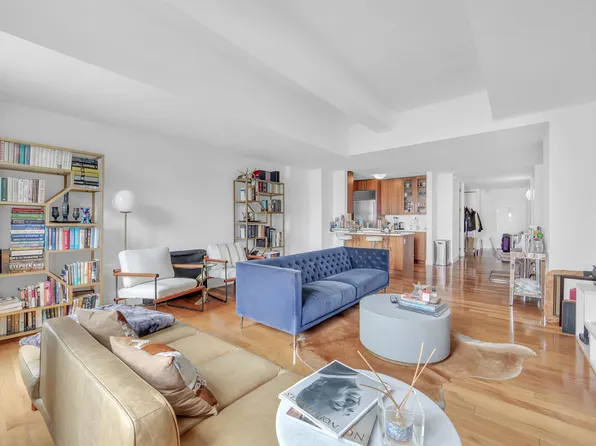 88 Greenwich Street image 2 of 13