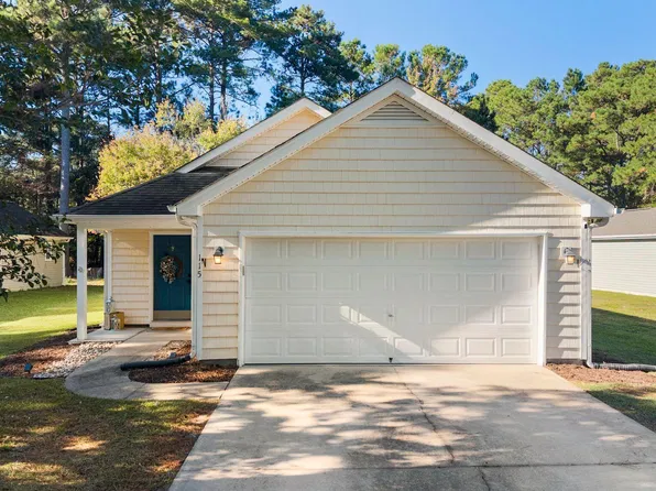 115 Red Bird Lane, Hampstead, NC 28443