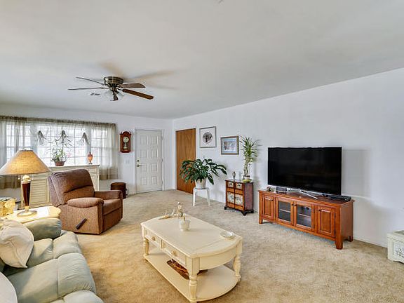 2nd image of 159 Cabrillo Blvd