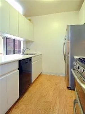 Rented by Corcoran | media 19