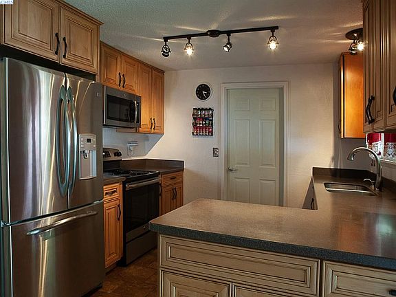 3rd image of 2317 N Road 56