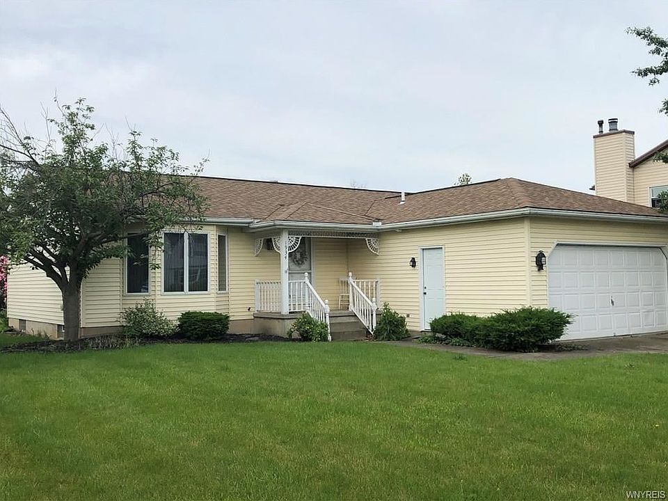 1st image of 1934 Creekside Dr