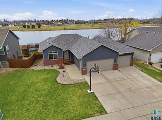 7317 W 61st St, Sioux Falls, SD 57106