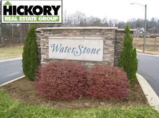 1036 12th Avenue Dr NW, Hickory, NC 28601