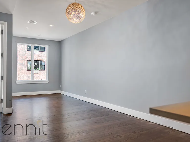 575 Van Buren St #2 — Photo 2