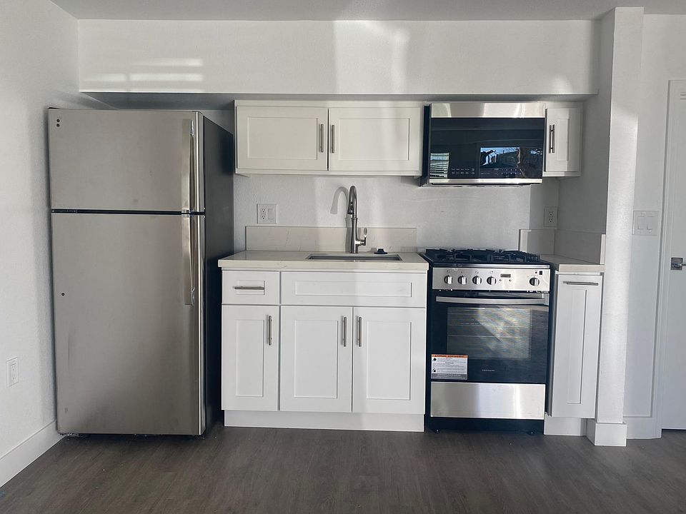 2nd image of 1415 W 257th St #1/2