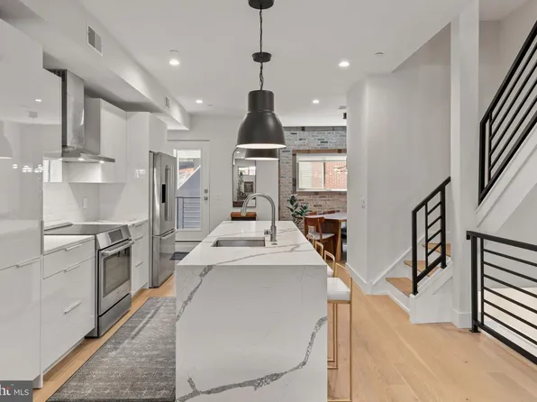 1510 N Bailey St #2, Philadelphia, PA 19121
