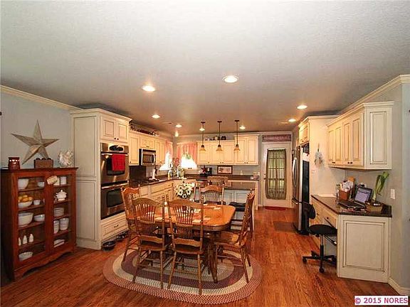 5th image of 15588 Bruce Ave