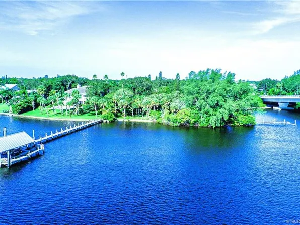 665 SE Saint Lucie Blvd, Stuart, FL 34996