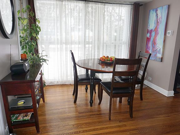 4th image of 222 Harlem Ave