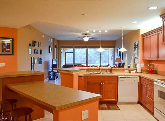 5th image of 8601 Piazza Del Lago Cir