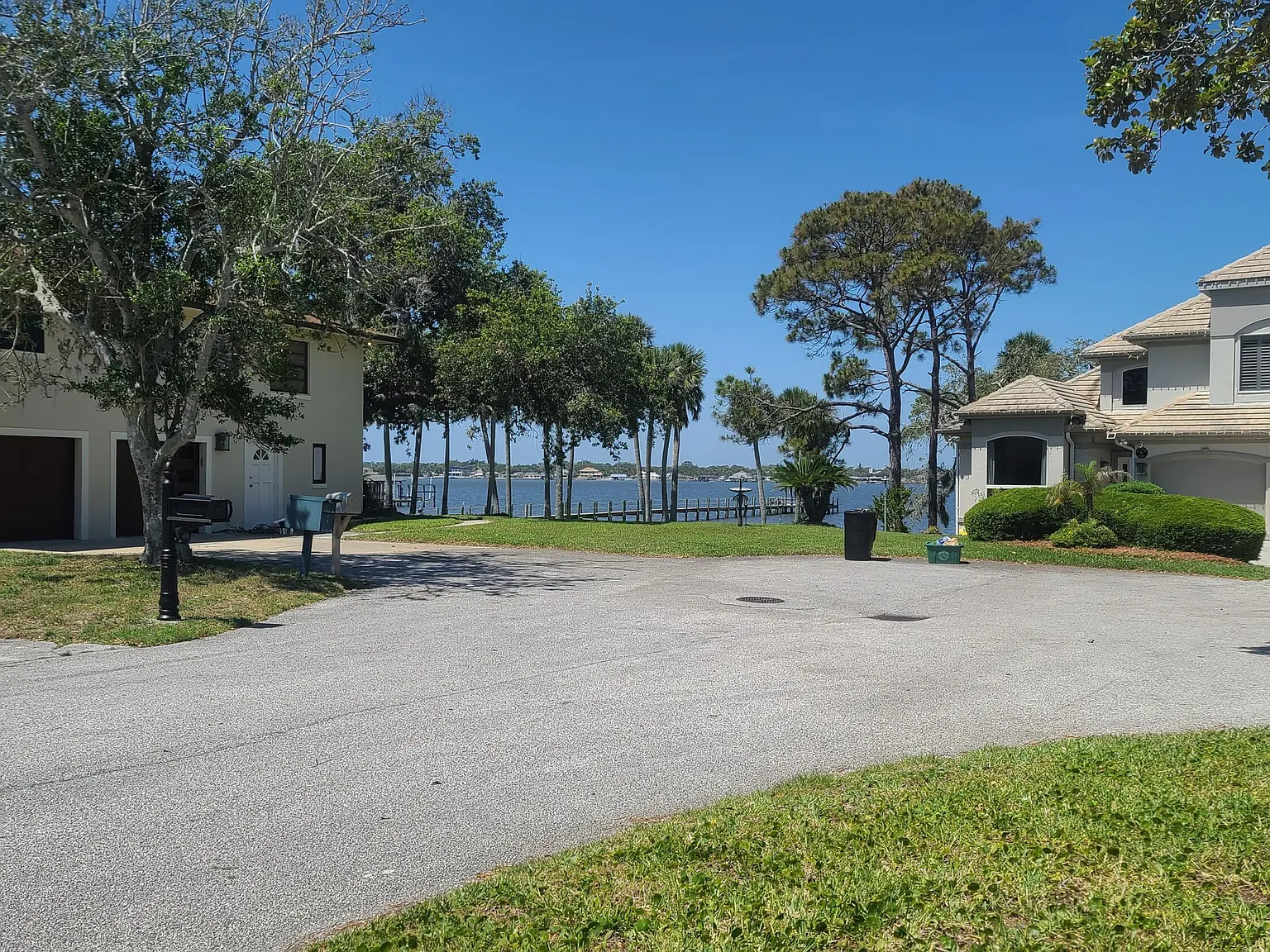 2 bed, 2.0 bath, 1560 sqft, $2,200 — Photo 4