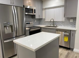 1915 Speyer Ln, Redondo Beach, CA 90278