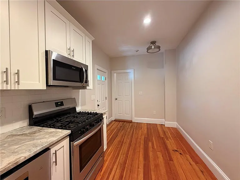 412 Bellevue Ave #3 — Photo 36